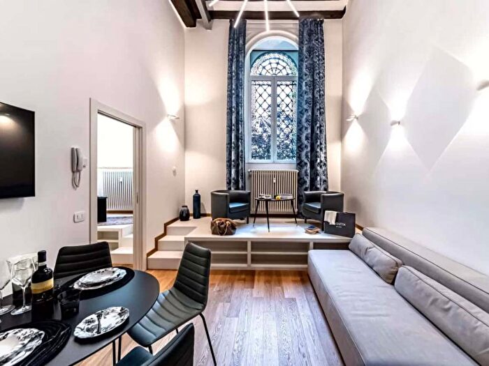 Appartamento bilocale in affitto in Viale Emilio Caldara, Quadronno Crocetta, Milano