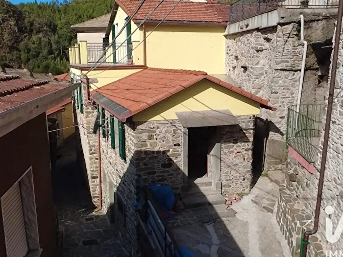 Casa trilocale in vendita in Via Sant' Antonio, Rocchetta Di Vara