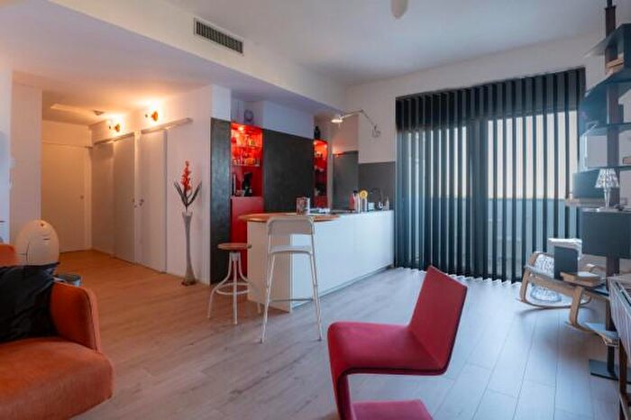 Appartamento trilocale in vendita in Viale Principe Amedeo, Rimini