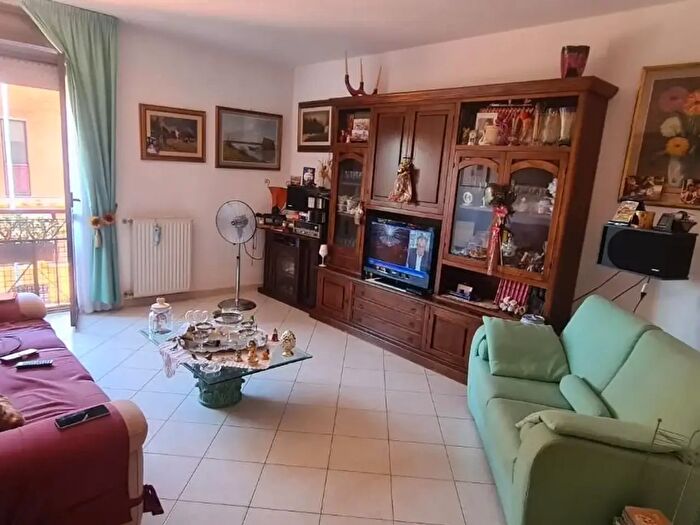 Appartamento trilocale in vendita in della Valle Benedetta, Livorno