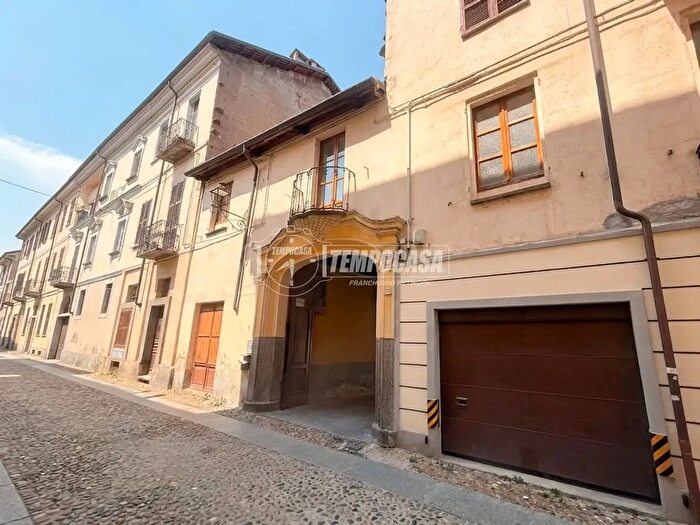 Appartamento quadrilocale in vendita in Via Sommeiller, Pinerolo