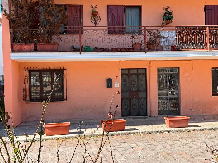 Appartamento trilocale in affitto in Piazza Principe di Piemonte, Centro, Rocca di Mezzo