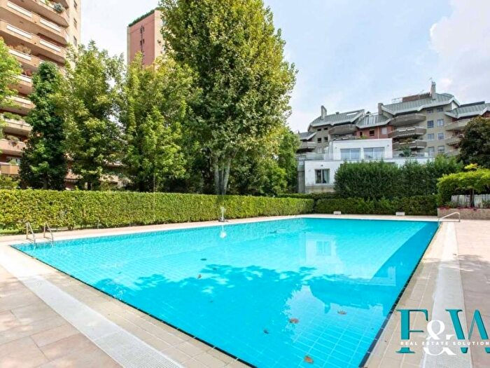 Appartamento quadrilocale in affitto in Via Pinerolo, San Siro, Milano