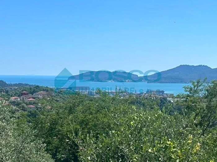 Casa con 8 locali in vendita in Via XX Gennaio, La Spezia