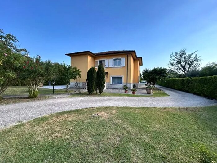 Casa con 6 locali in vendita in Traversa Via Madonnella, Sant'Elia Fiumerapido