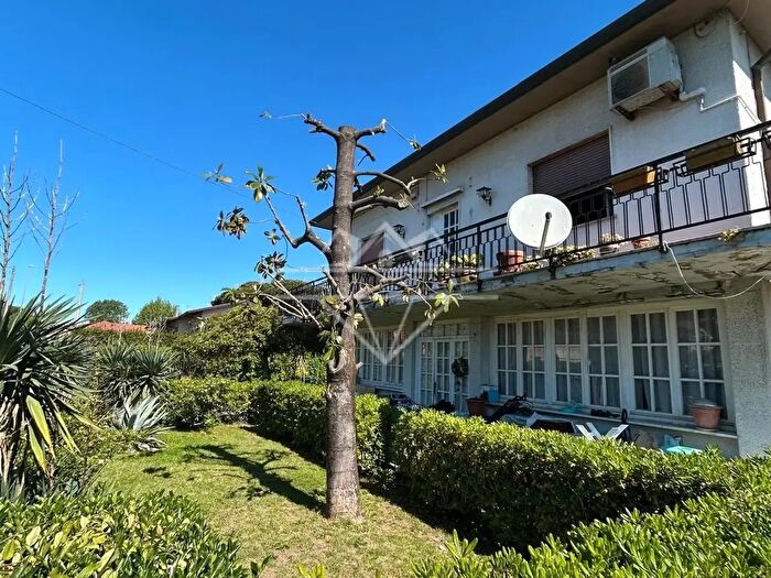 Appartamento quadrilocale in vendita in Massa