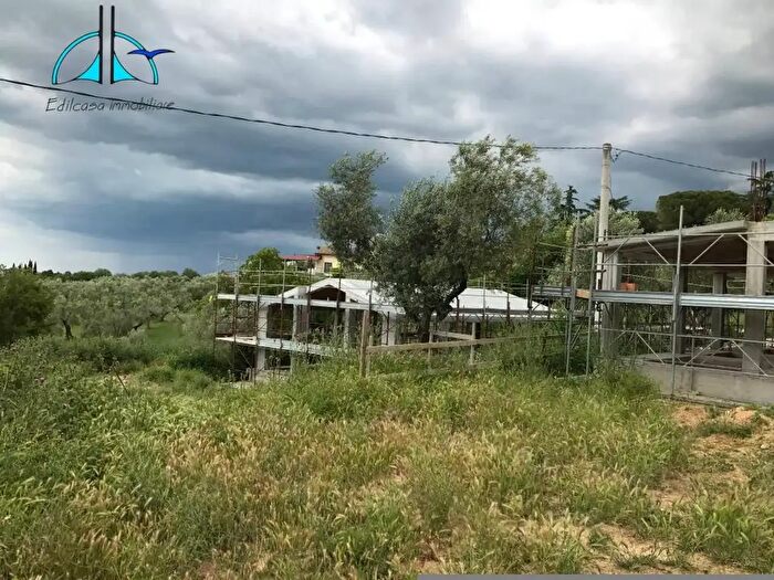 Casa con 10 locali in vendita in Via dellArci, Fara In Sabina