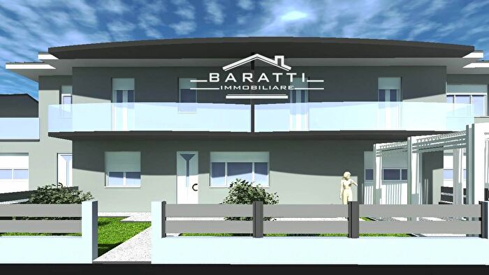 Appartamento con 5 locali in vendita in Suzzara