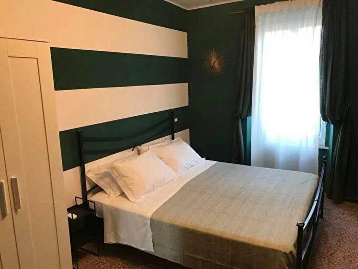 Appartamento monolocale in affitto in Piazza San Giorgio, Centro, Sarzana