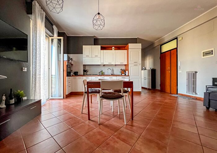 Appartamento trilocale in vendita in Via Guglielmo Marconi Putignano, Putignano