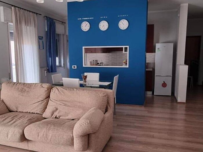 Appartamento trilocale in affitto in Via Settembre, Politeama Ruggiero Settimo, Palermo
