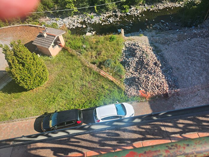Appartamento trilocale in vendita in Piazza San Colombano, San Colombano Certenoli