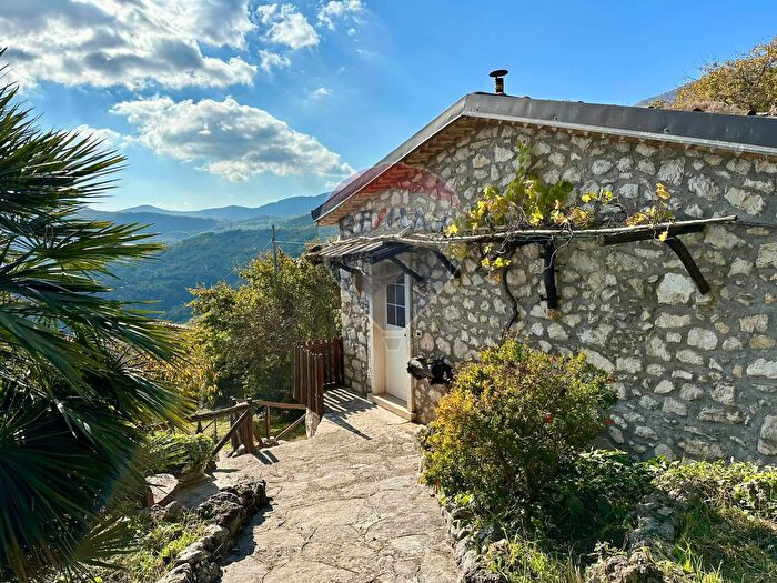 Casa bilocale in vendita in Via Cappella Snc, Rocchetta A Volturno