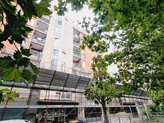 Appartamento trilocale in vendita in Via Belgio, Aprilia