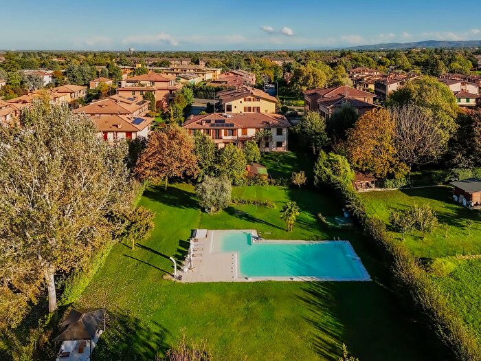 Casa con 10 locali in vendita in Rodari, Reggio Emilia