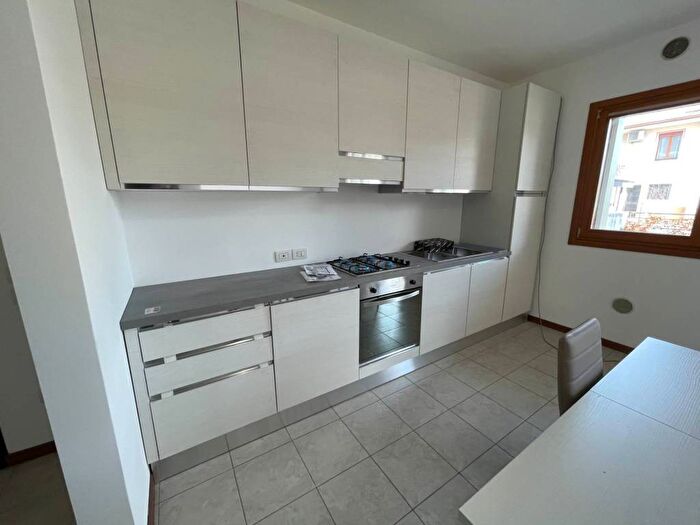 Appartamento trilocale in affitto in via Mantova, San Florianoolmi, San Biagio di Callalta