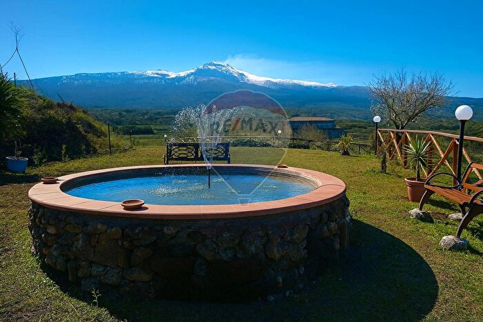 Casa con 7 locali in vendita in Feudo Arcuria, Castiglione Di Sicilia