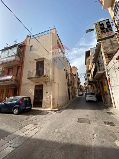 Casa con 6 locali in vendita in Via Novelli, Casteldaccia