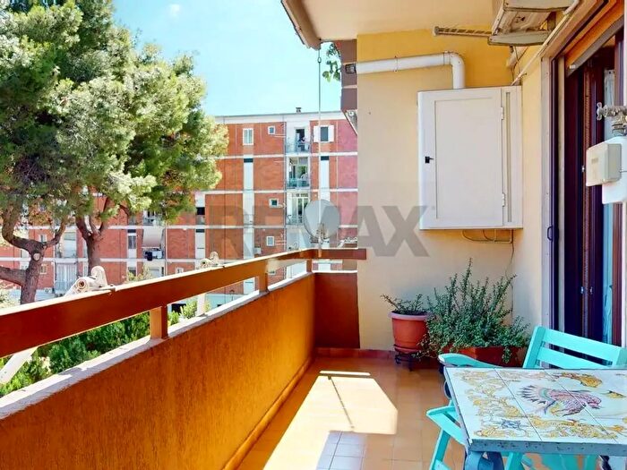 Appartamento con 6 locali in vendita in Via Giuseppe De Falco, Caserta