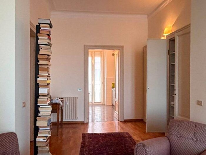 Appartamento quadrilocale in affitto in Viale Monte Nero, Montenero, Milano