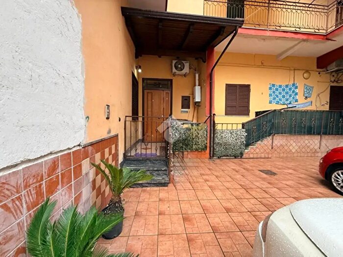 Appartamento trilocale in vendita in Via Piero Gobetti, Caivano