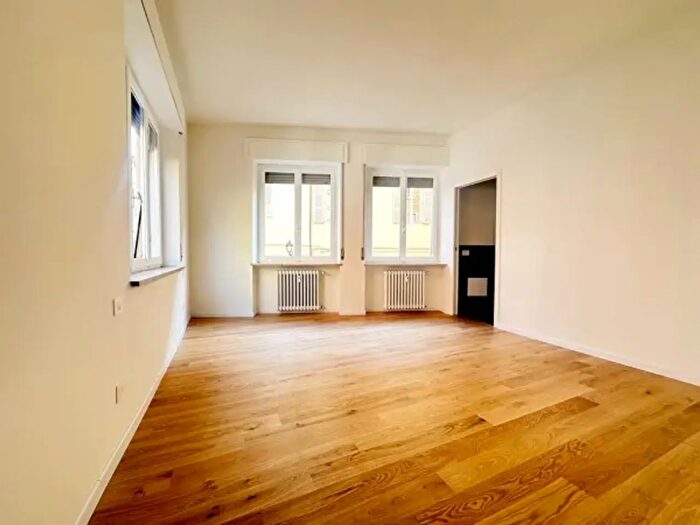 Appartamento quadrilocale in vendita in Strada Giuseppe Garibaldi, Parma