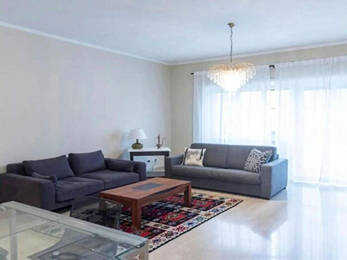 Appartamento trilocale in affitto in Via Santa Bernadette, Baldo degli Ubaldi, Roma