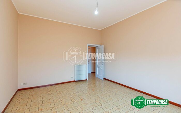 Appartamento trilocale in vendita in Via Ippolito Pindemonte, Busto Arsizio