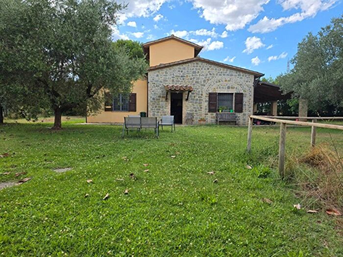 Casa con 5 locali in vendita in Strada Borobò Perugia, Perugia