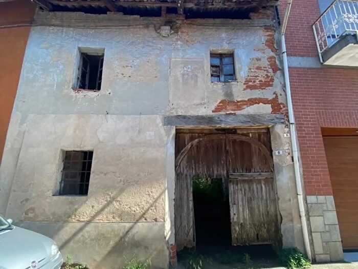 Appartamento trilocale in vendita in Via Don Otta, San Benigno Canavese