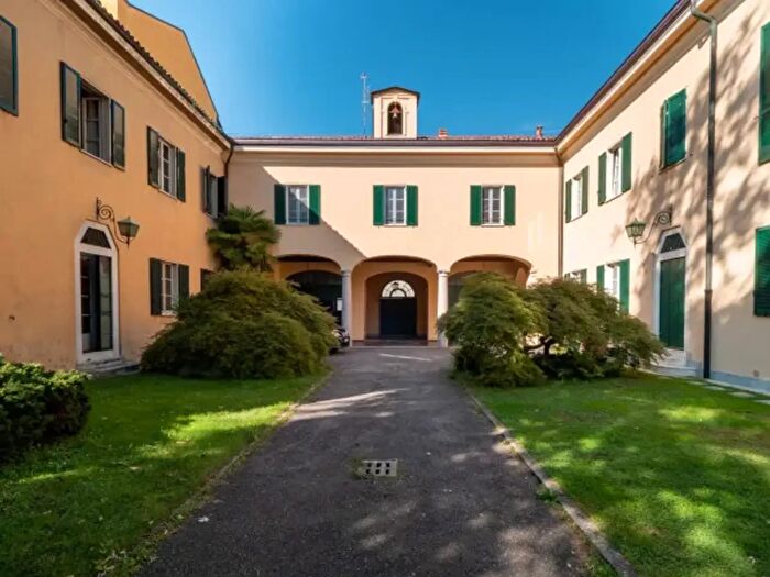 Casa con 6 locali in vendita in Via Repubblica, Novate Milanese