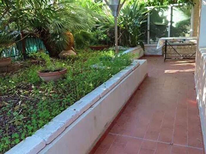 Appartamento trilocale in affitto in Via Padre Semeria, Foce Semeria, Sanremo