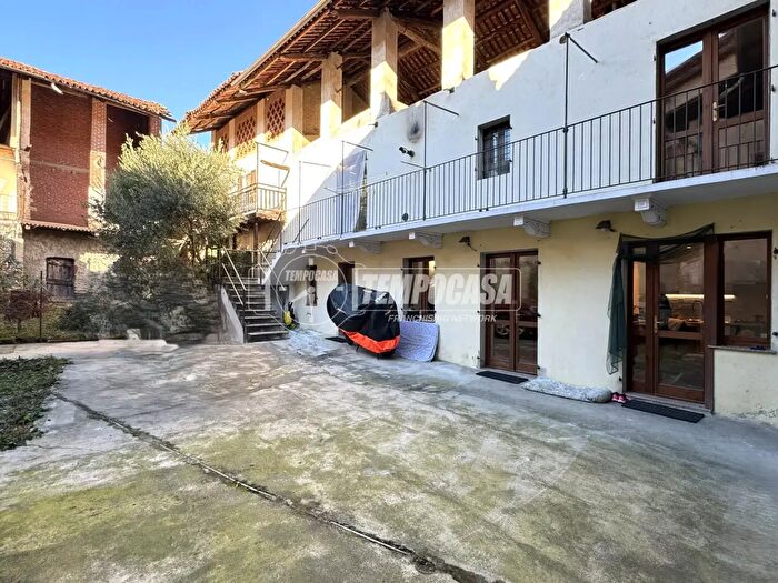 Casa con 5 locali in vendita in Via Torino, Cossano Canavese