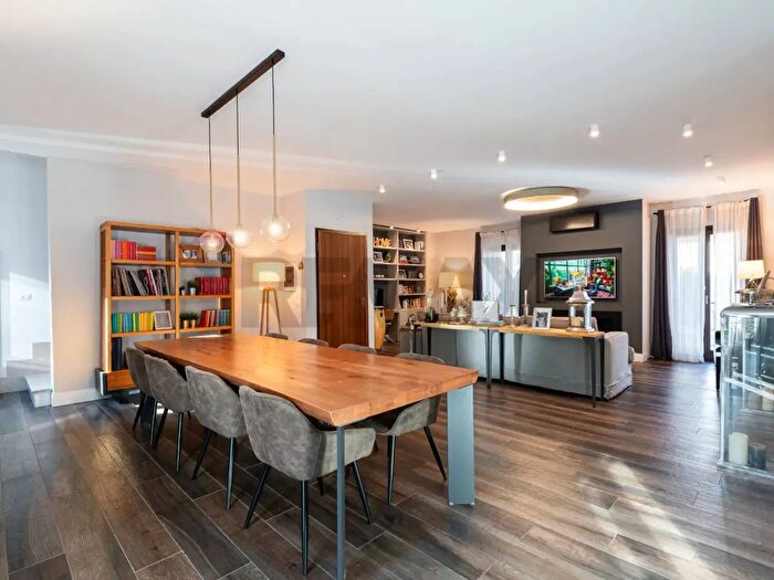 Appartamento con 6 locali in vendita in Piazza della Liberta, Monterotondo