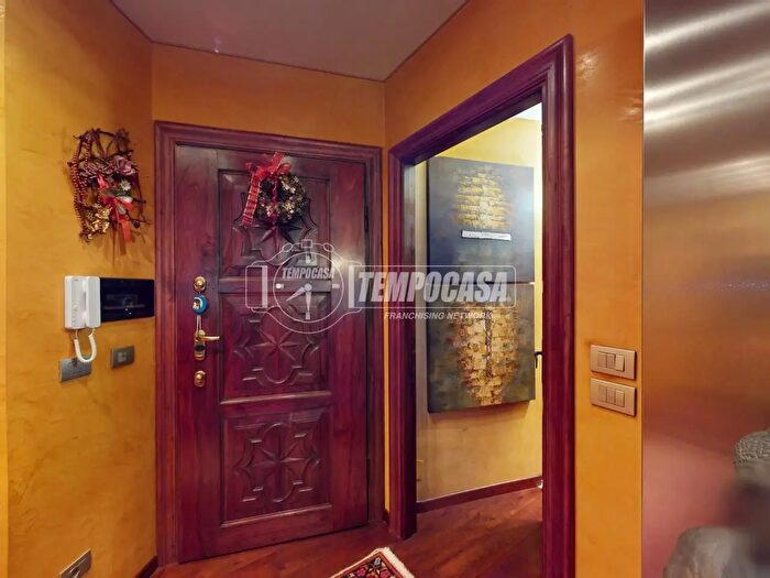 Appartamento quadrilocale in vendita in Corso Cosenza, Torino