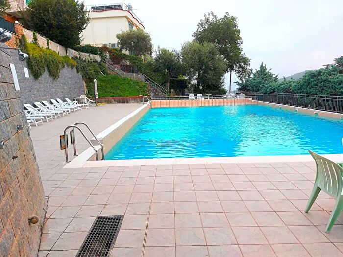 Casa quadrilocale in vendita in Ranzi, Pietra Ligure