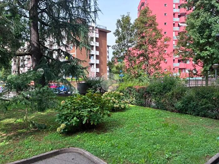 Appartamento bilocale in affitto in Via Lanfranco della Pila, Milano