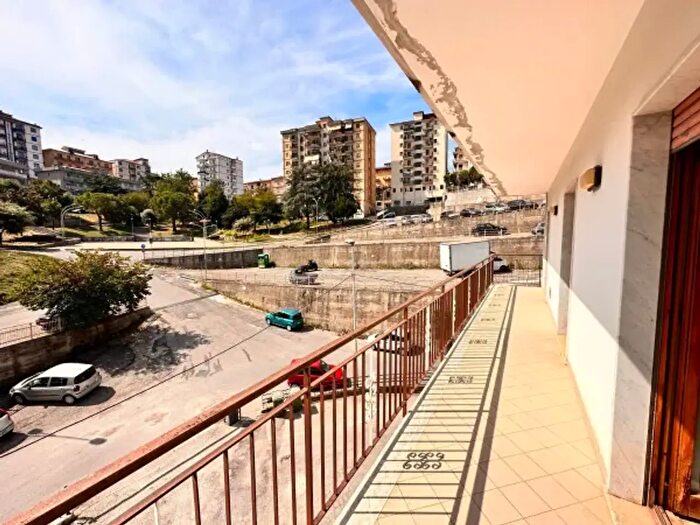 Appartamento quadrilocale in vendita in Via Arcangelo Vitolo, Roccadaspide