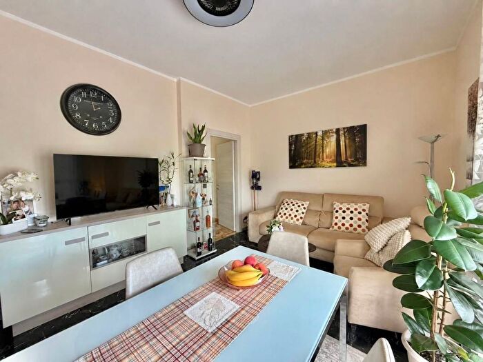 Appartamento trilocale in vendita in Via Circonvallazione, Mathi