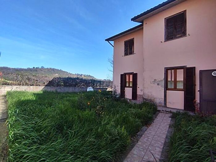 Casa con 5 locali in vendita in Castel Viscardo
