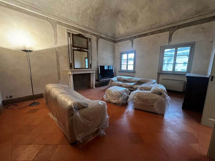 Appartamento quadrilocale in affitto in VIA VERDI, Centro Storico, Piacenza