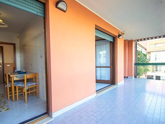 Appartamento trilocale in affitto in Via Giovanni Battista Prandina, Ponte Nuovo, Milano