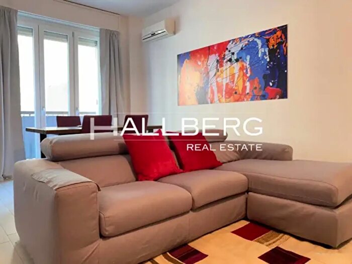 Appartamento trilocale in vendita in Via Ettore Troilo, Milano