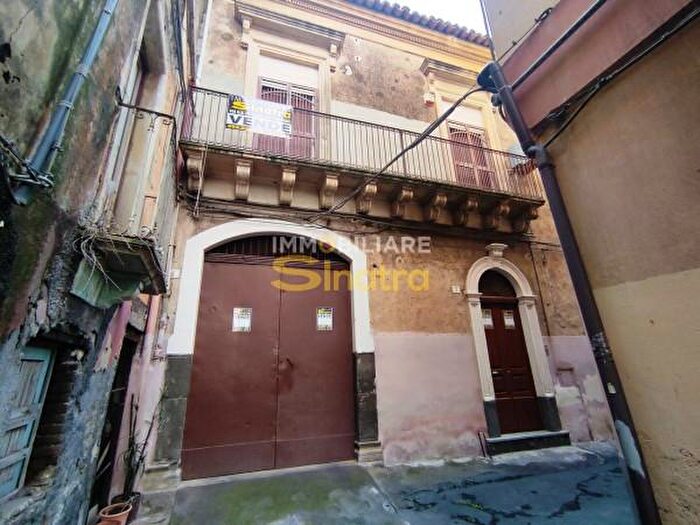 Casa quadrilocale in vendita in Vicolo Felice, Paterno