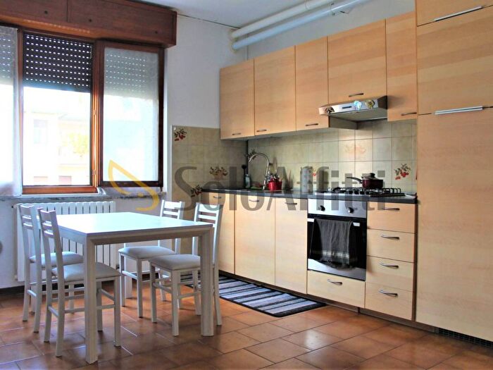 Appartamento bilocale in affitto in Via Micca, Centro, Parabiago