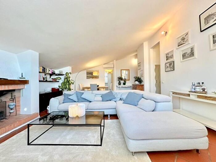 Appartamento con 5 locali in affitto in Via G Carducci, Centro, Forte dei Marmi