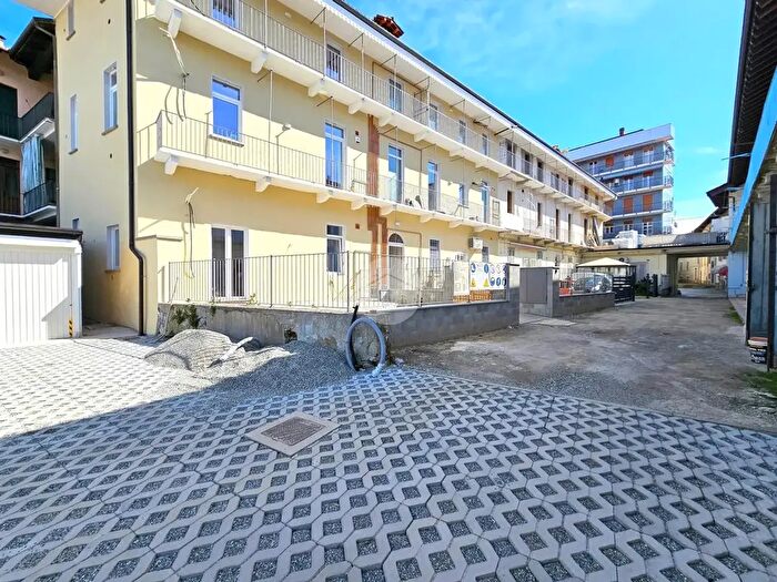 Appartamento trilocale in vendita in Via Colonnello Giovanni Bettoja, Caluso