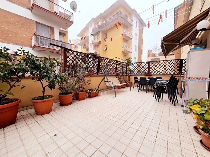 Appartamento trilocale in vendita in Ancona