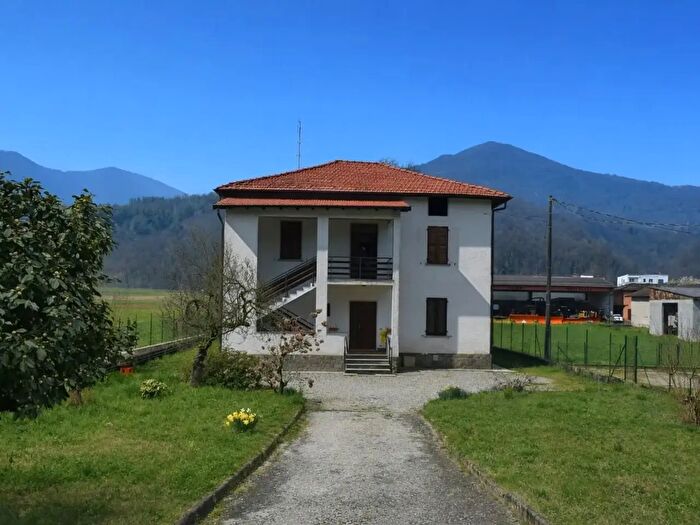 Casa monolocale in vendita in Mesenzana