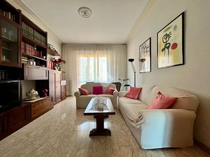 Appartamento con 5 locali in vendita in Via Raffaello Sanzio, Sesto Fiorentino